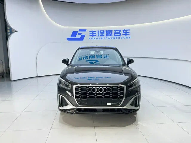 Audi Q2L — Фото автомобиля 2