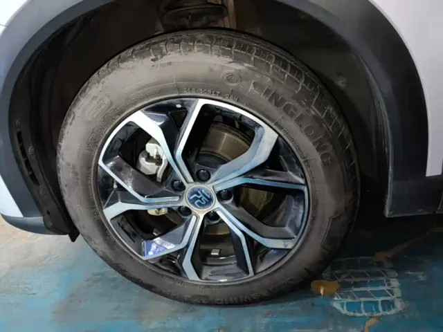 BYD Yuan PLUS — Фото автомобиля 22