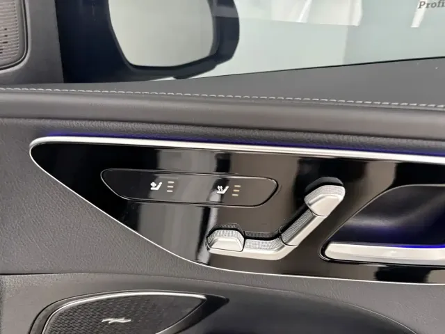 Mercedes-Benz C-Class — Фото автомобиля 26