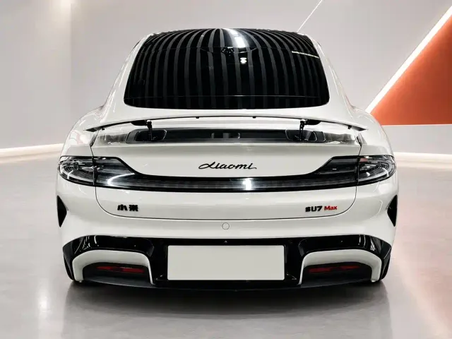 Xiaomi SU7 — Фото автомобиля 5