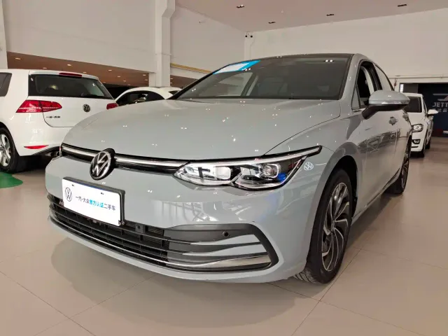 Фотография автомобиля — Volkswagen Golf