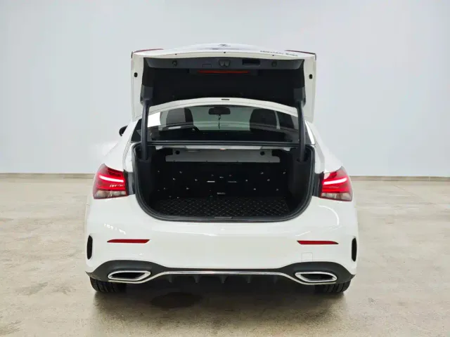 Mercedes-Benz A-Class — Фото автомобиля 6