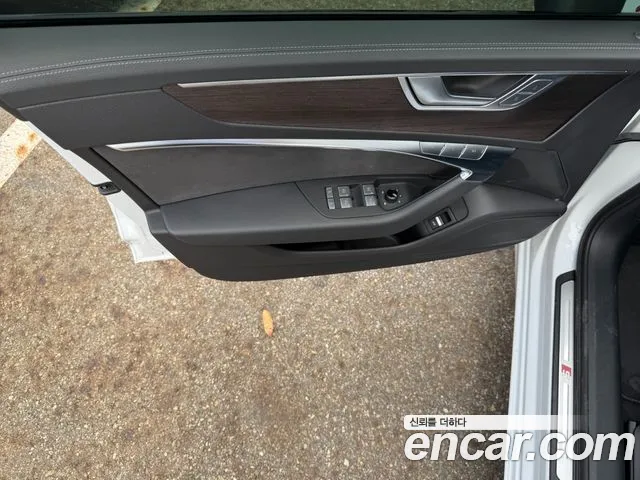 Audi A6 C8 — Фото автомобиля 12