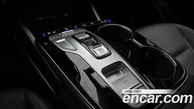 Hyundai Tucson Tucson (NX4) Дизель 2.0 4WD — Фото автомобиля 9