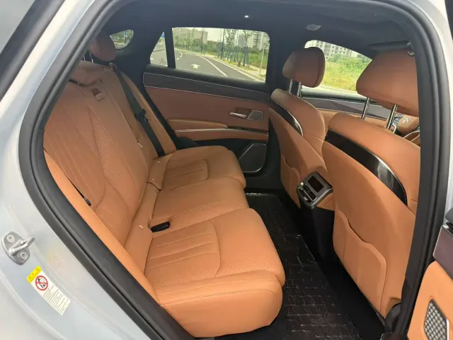 BYD Han L — Фото автомобиля 7