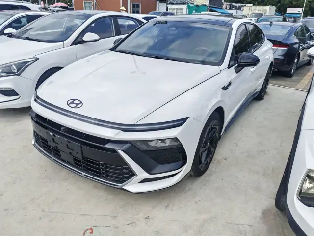 Фотография автомобиля — Hyundai Sonata