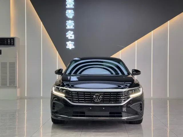 Volkswagen Passat — Фото автомобиля 2