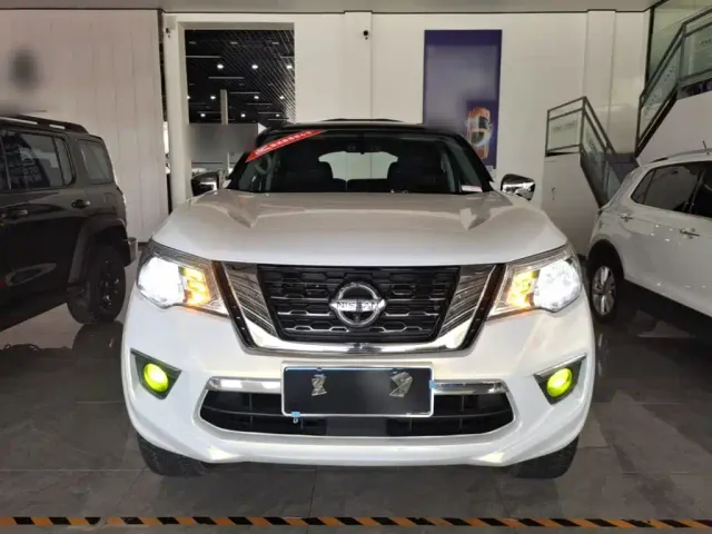 Nissan Terra — Фото автомобиля 2