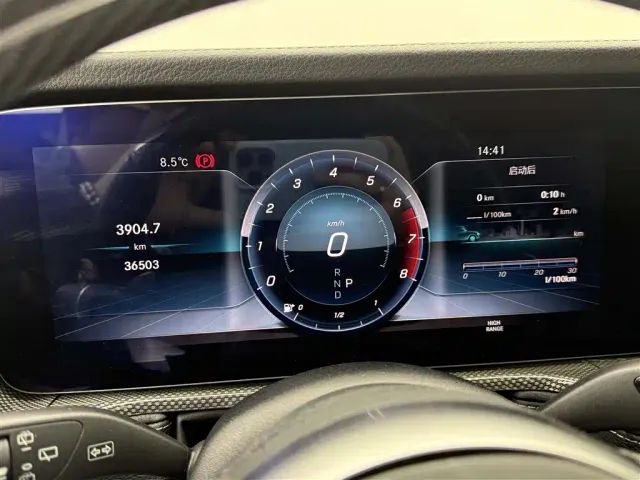 Mercedes-Benz G-Class — Фото автомобиля 13