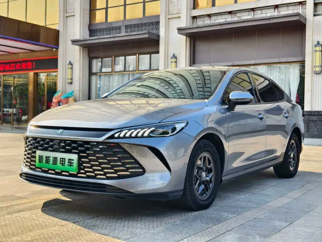 Фотография автомобиля — BYD Qin PLUS
