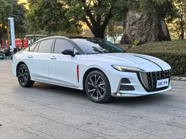 Hongqi H6 — Фото автомобиля 3