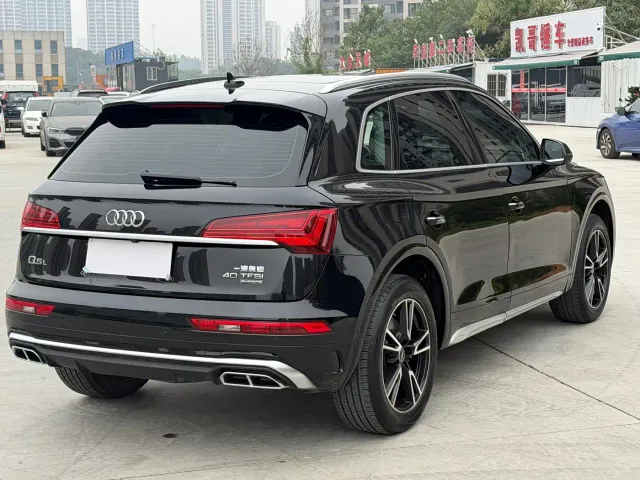 Audi Q5L — Фото автомобиля 5