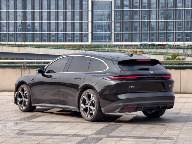 Nio ET5 Touring — Фото автомобиля 4