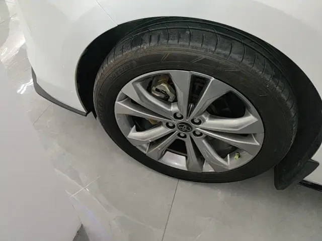 Toyota Sienna — Фото автомобиля 22