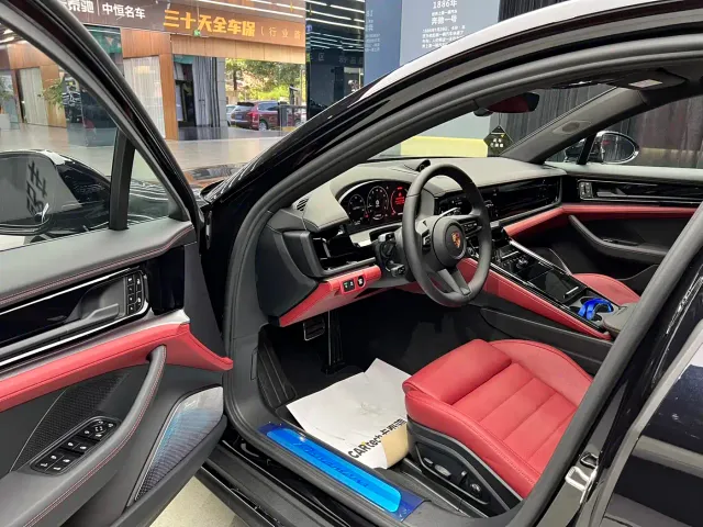 Porsche Panamera 2026 Panamera Executive Long Wheelbase 2.9T — Фото автомобиля 7