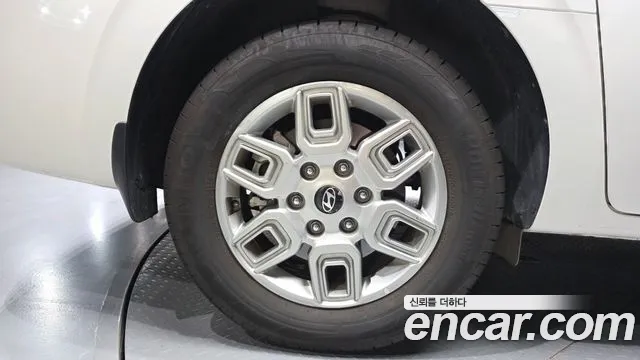 Hyundai Staria Staria L3.5 Карго 3 места — Фото автомобиля 5