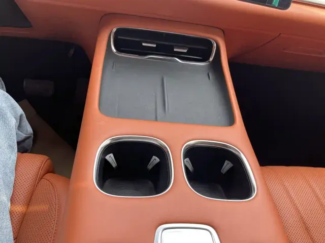 Changan Qiyuan Q07 — Фото автомобиля 11