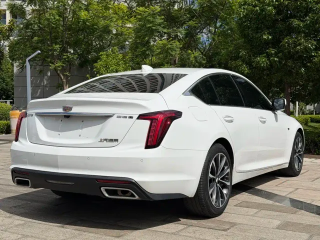 Cadillac CT5 — Фото автомобиля 4