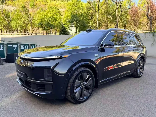 Фотография автомобиля — Li Auto L9