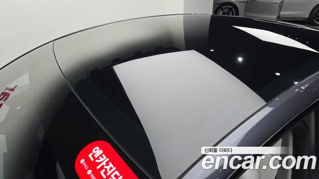Tesla Model Y — Фото автомобиля 23
