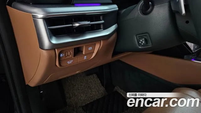 Hyundai Grandeur GN7 — Фото автомобиля 28