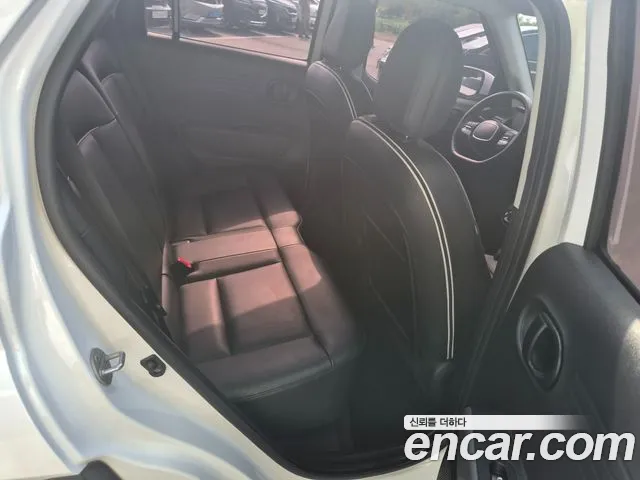 Hyundai Casper — Фото автомобиля 12