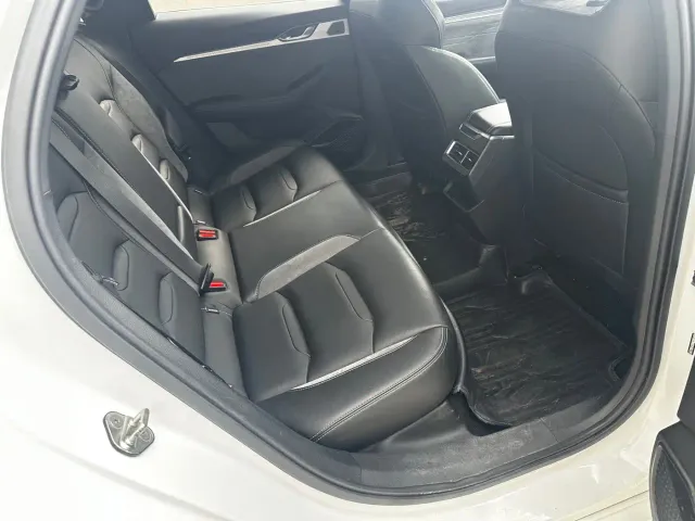 Geely Xingrui — Фото автомобиля 9