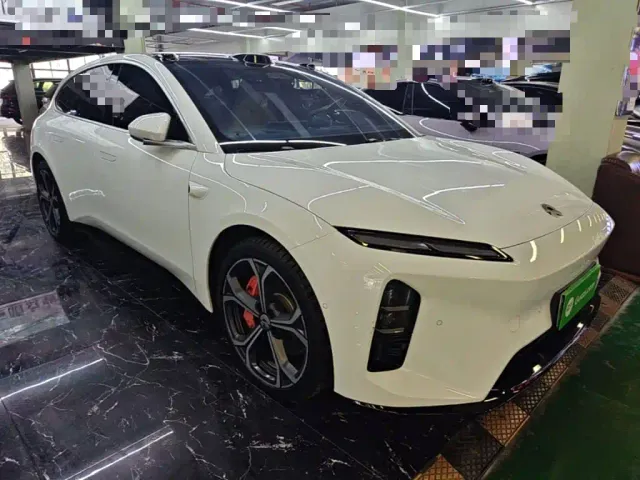 Nio ET5 Touring — Фото автомобиля 3