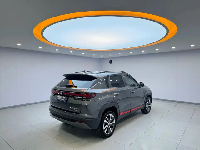 Changan CS35 Plus — Фото автомобиля 6