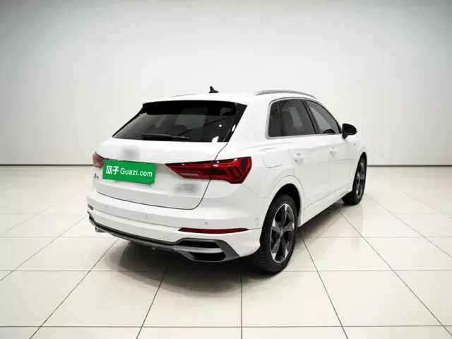 Audi Q3 — Фото автомобиля 6