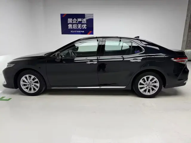 Toyota Camry — Фото автомобиля 9