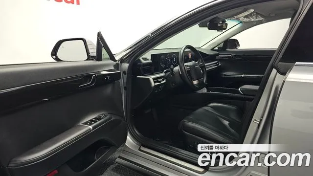Hyundai Grandeur GN7 — Фото автомобиля 10