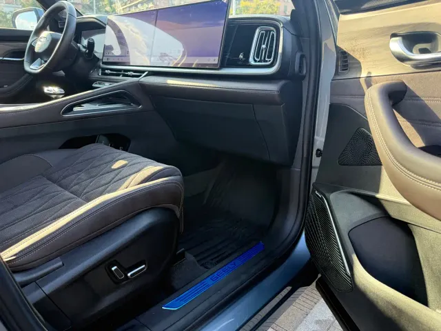 Geely Xingyue L — Фото автомобиля 16
