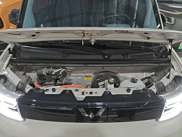 Wuling Hongguang Mini EV — Фото автомобиля 19