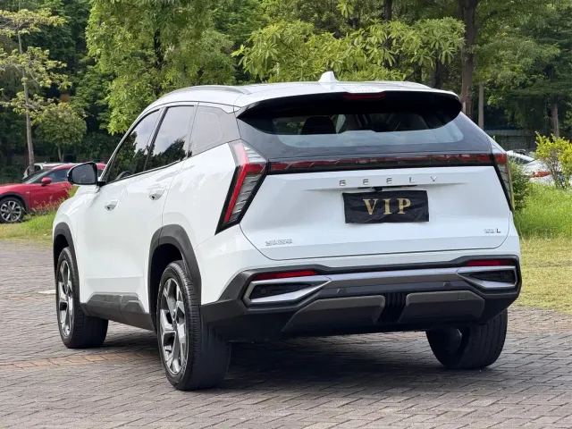 Geely Boyue L — Фото автомобиля 9