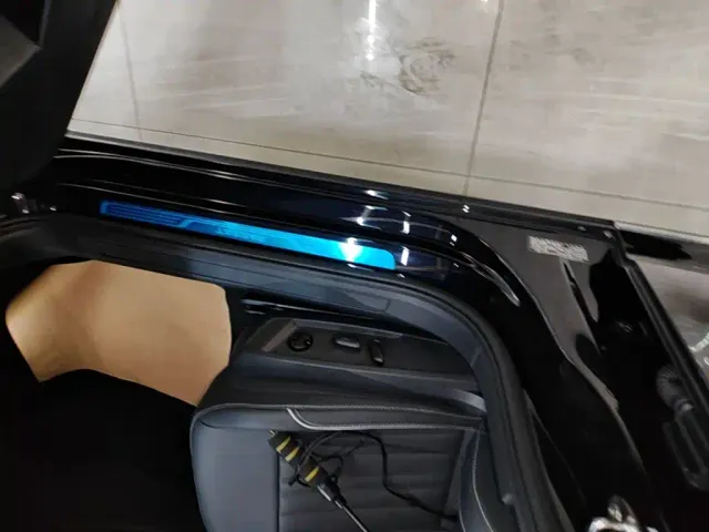 Volkswagen Passat — Фото автомобиля 20
