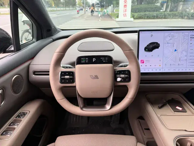 Li Auto i6 — Фото автомобиля 14