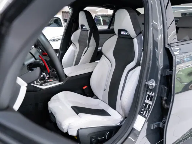 BMW M3 — Фото автомобиля 12