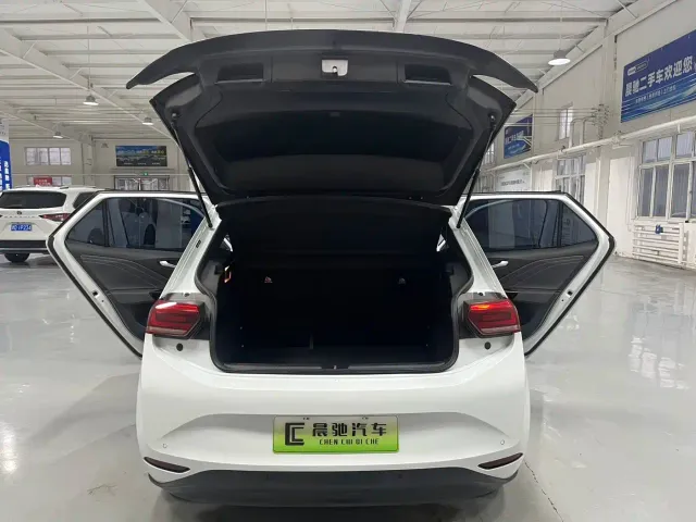 Volkswagen ID.3 — Фото автомобиля 14