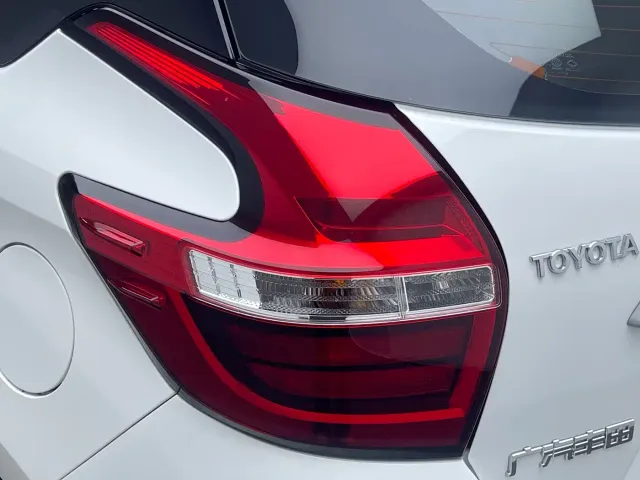 Toyota YARiS L Zhi Xuan — Фото автомобиля 12