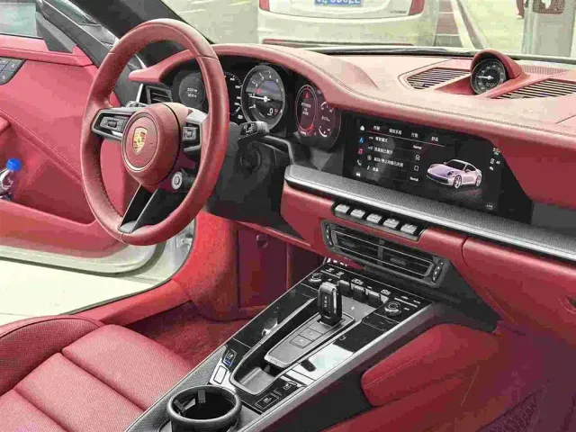 Porsche 911 — Фото автомобиля 5