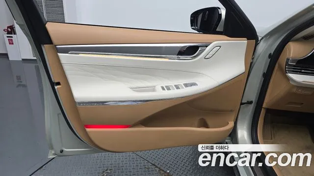 Hyundai Grandeur — Фото автомобиля 19