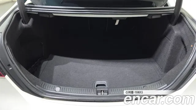 Mercedes-Benz E-Class E-класс W213 E350 4MATIC Exclusive — Фото автомобиля 30