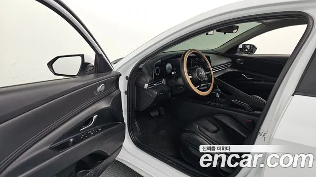 Hyundai AVANTE Avante (CN7) — Фото автомобиля 10