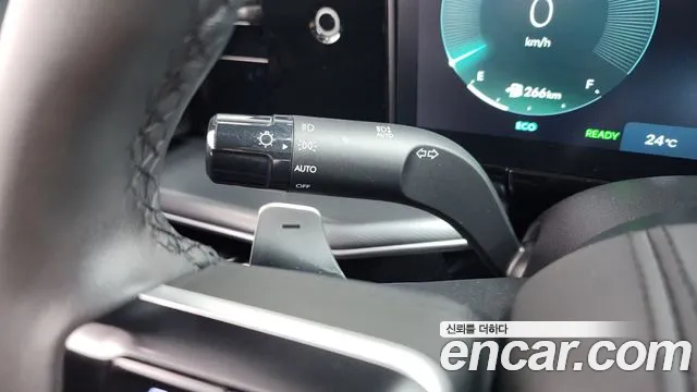 Hyundai Grandeur GN7 — Фото автомобиля 29