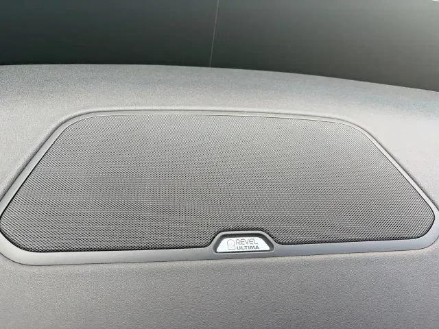 Lincoln Navigator — Фото автомобиля 12