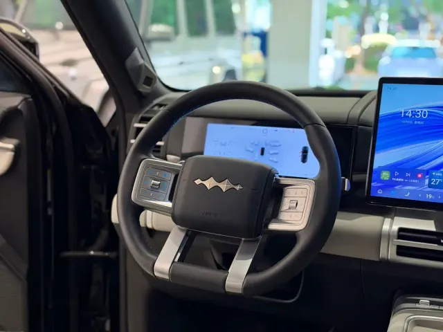 BYD FangChengBao Titanium 7 — Фото автомобиля 17