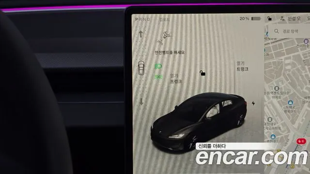 Tesla Model 3 — Фото автомобиля 12