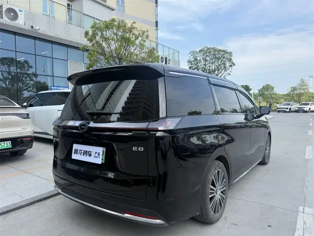 GAC Trumpchi E8 — Фото автомобиля 9