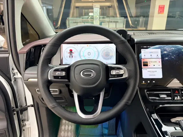 GAC Trumpchi M8 — Фото автомобиля 8